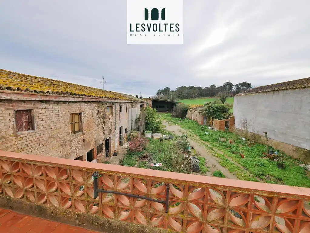 Vista exterior de Casa o chalet en venta en Parlavà con Jardín privado, Terraza y Trastero