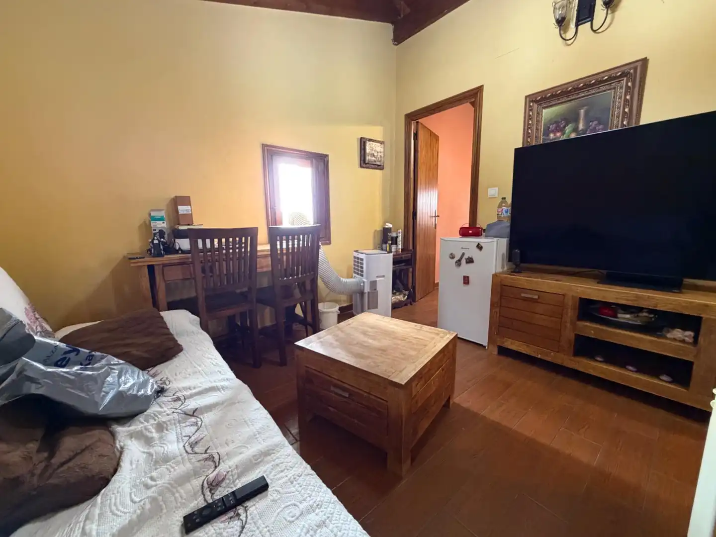Living room of Houses for sale in Chulilla  with Air Conditioner, Heating and Terrace