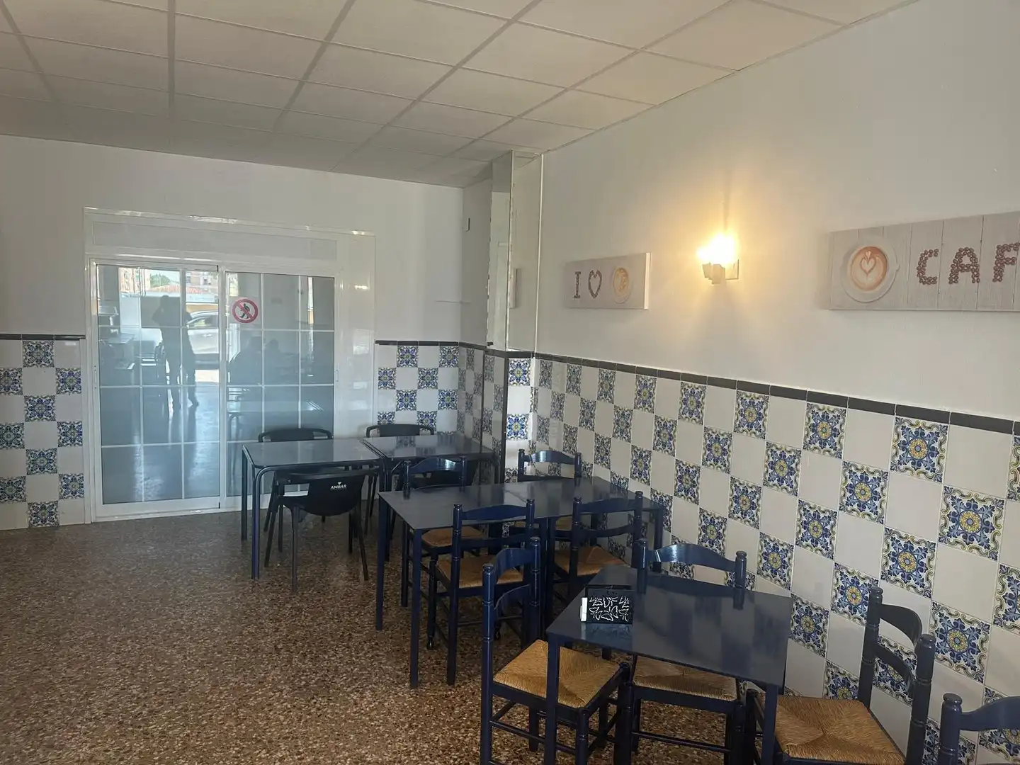 Local de lloguer en Alzira amb Aire condicionat, Calefacció i Terrassa