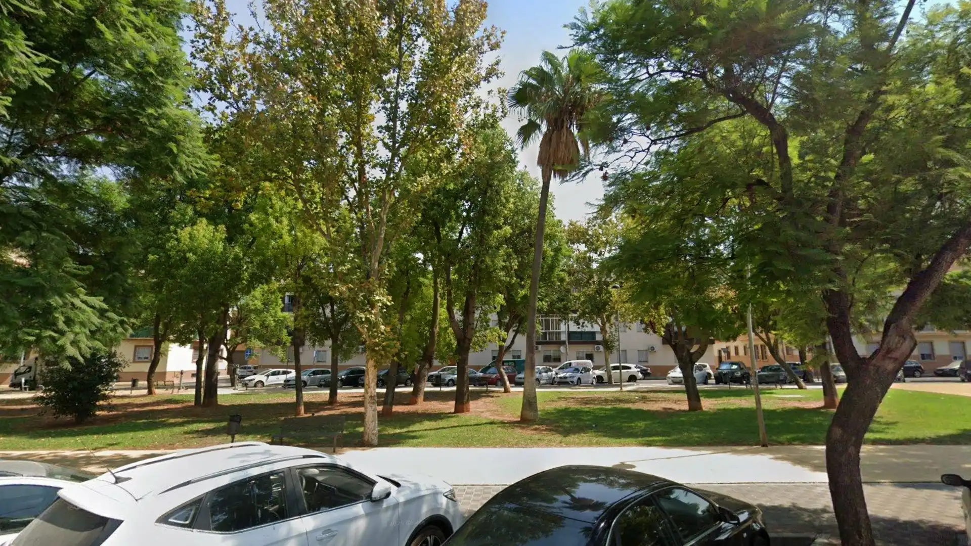 Vista exterior de Pis en venda en La Hacienda - Nueva Andalucía