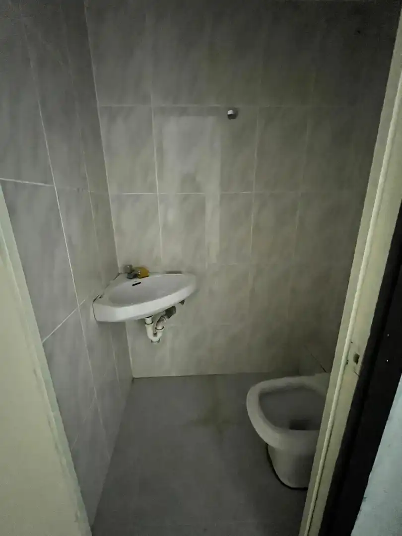 Baño de Local de alquiler en Basauri 