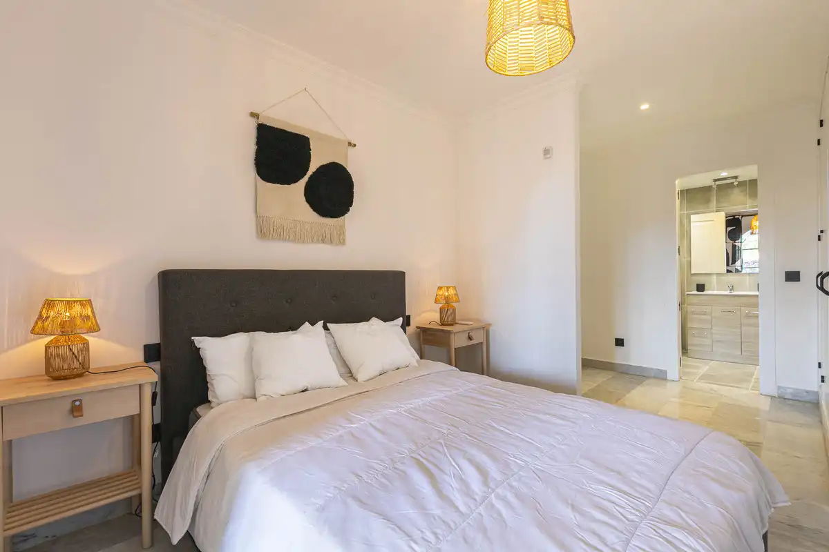 Bedroom of Apartments for sale in Marbella  with Air Conditioner, Heating and Terrace