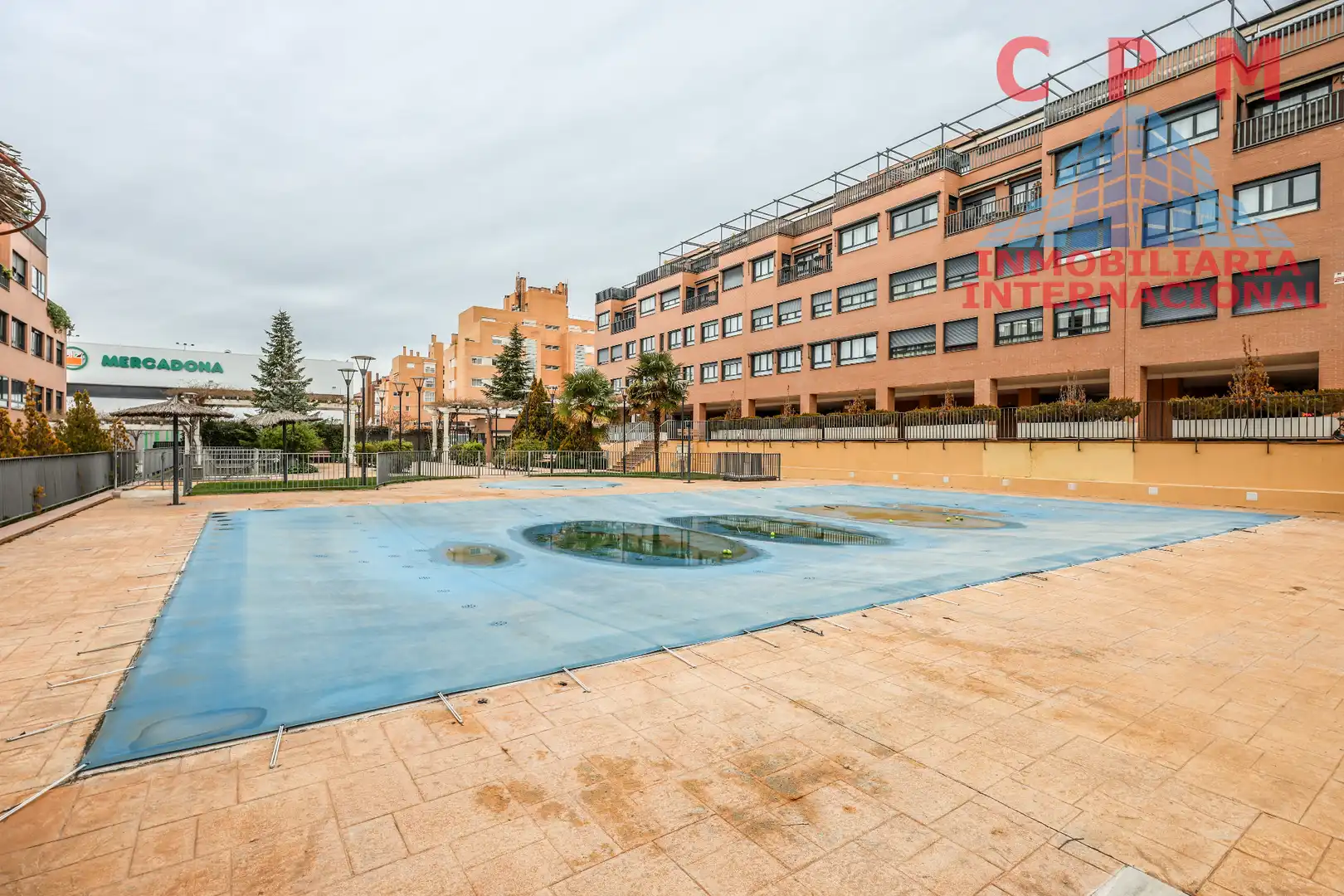 Vista exterior de Dúplex de alquiler en Madrid con Aire acondicionado, Calefacción y Parquet