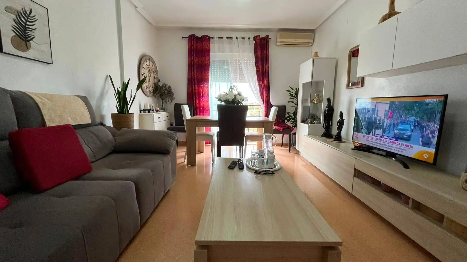 Sala d'estar de Pis en venda en Elche / Elx amb Aire condicionat, Calefacció i Moblat