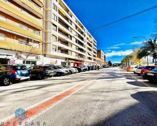 Vista exterior de Pis en venda en Gandia amb Terrassa