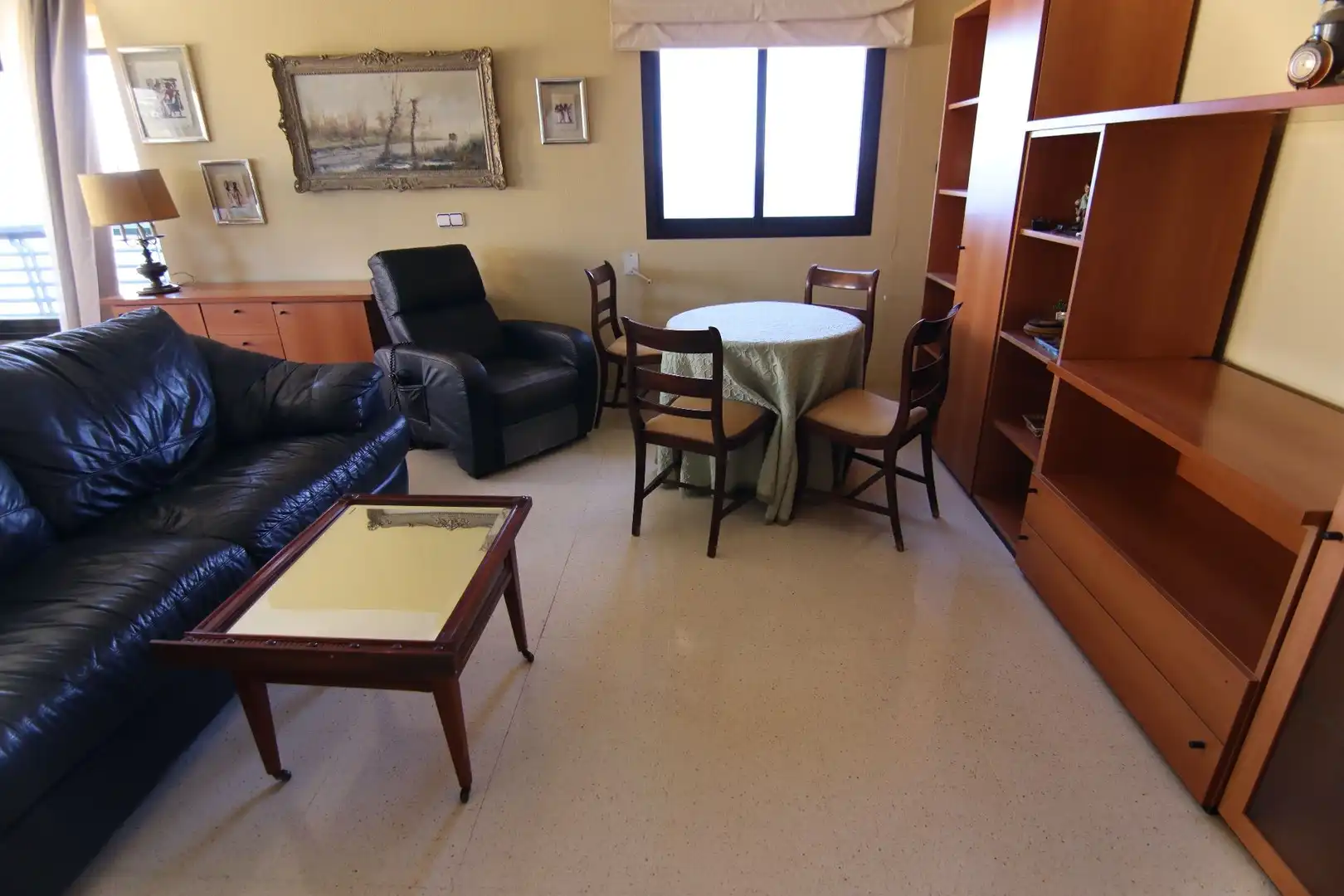 Sala de estar de Piso en venta en Benidorm con Aire acondicionado, Terraza y Amueblado