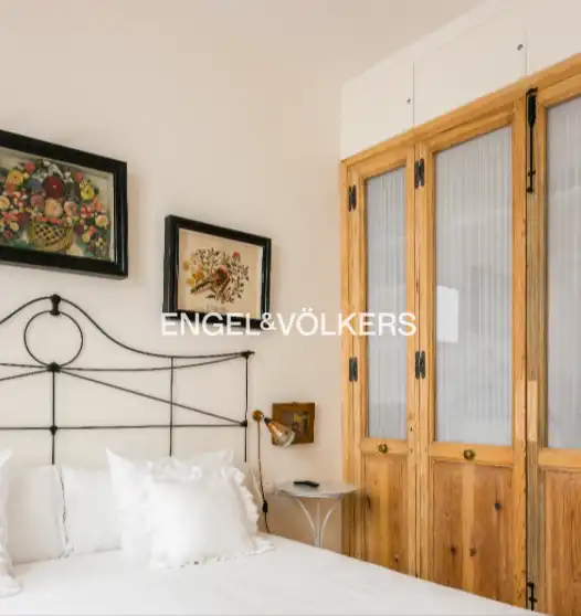 Schlafzimmer von Wohnung zur Miete in Madrid mit Klimaanlage, Heizung und Möbliert