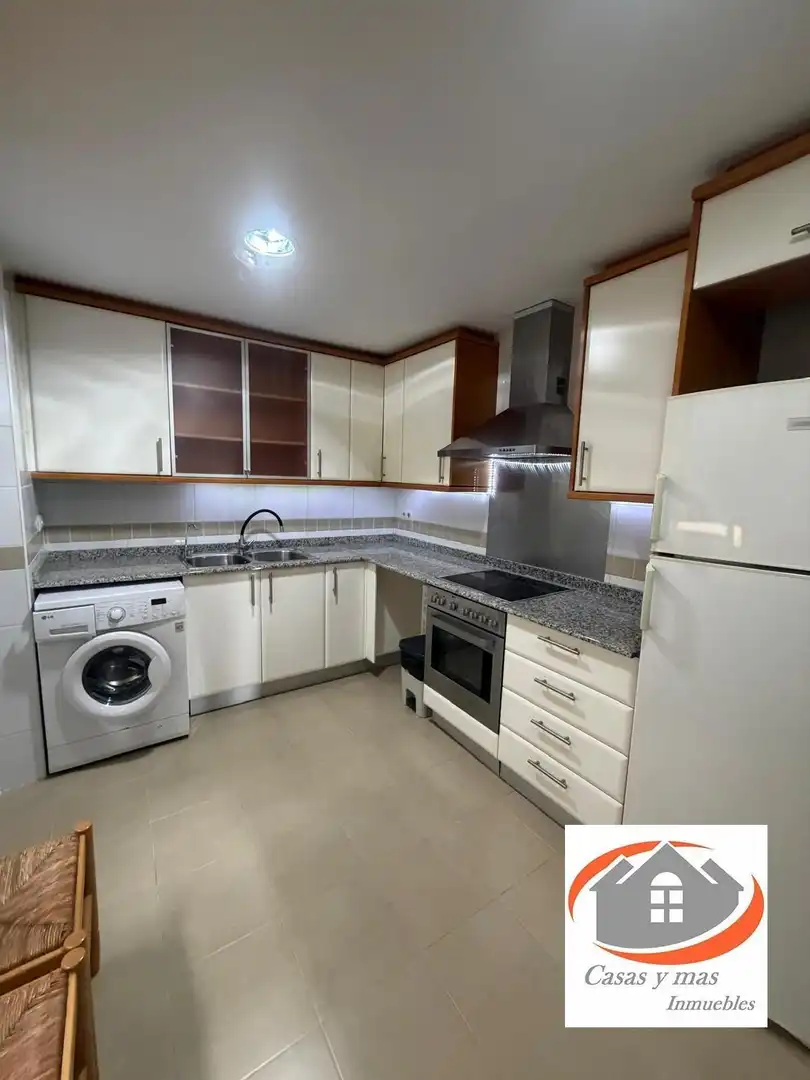 Küche von Wohnung zum Verkauf in Castellón de la Plana / Castelló de la Plana mit Klimaanlage, Heizung und Terrasse