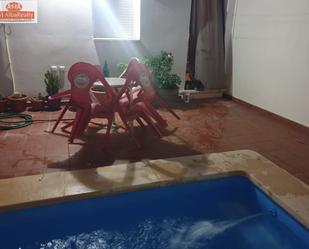 Piscina de Casa adosada en venda en Villalgordo del Júcar amb Aire condicionat i Piscina