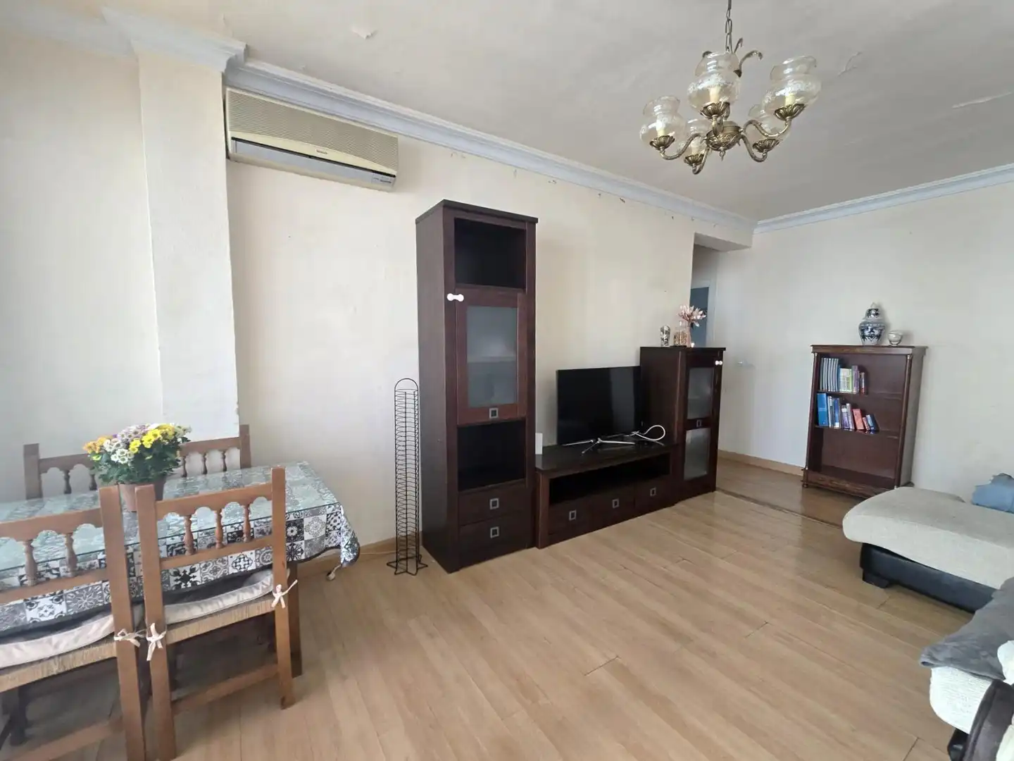Living room of Flat for sale in Plasencia  with Air Conditioner