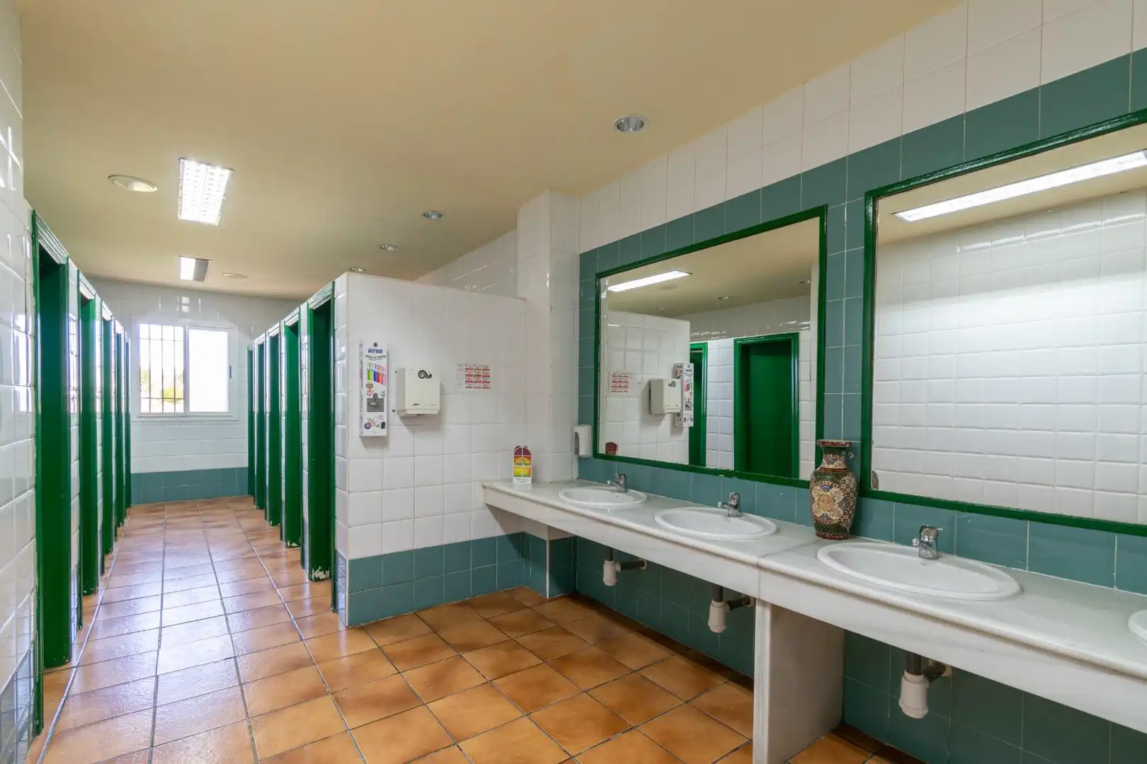 Baño de Local en venta en Gor con Aire acondicionado, Calefacción y Terraza