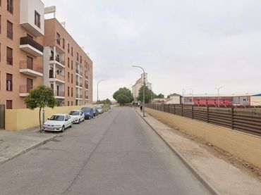 Plaza de garaje individual en venta en Zona Entrada - Gasolineras