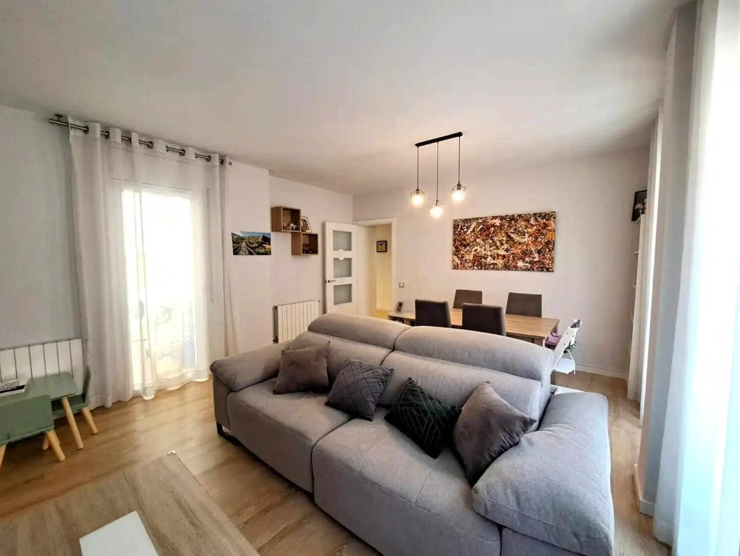 Sala d'estar de Pis en venda en Olesa de Montserrat amb Aire condicionat i Calefacció