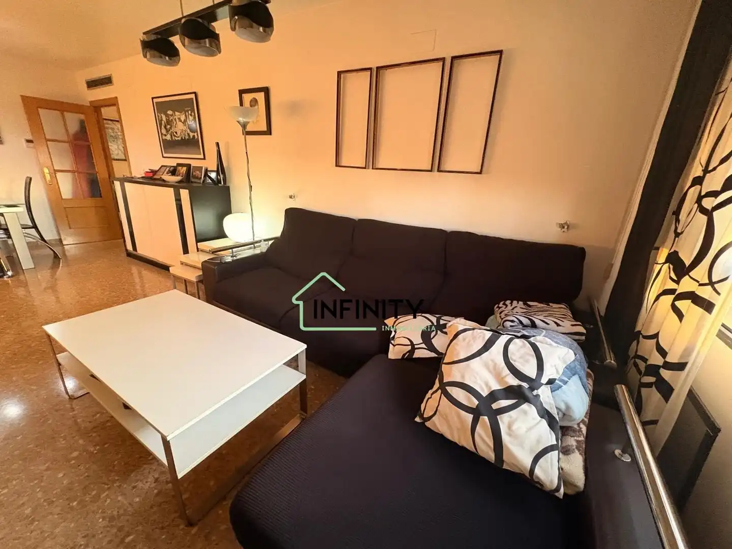 Piso con ascensor en venta en Oliva pueblo