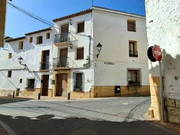 Casa pareada en venta en La Nucia Pueblo