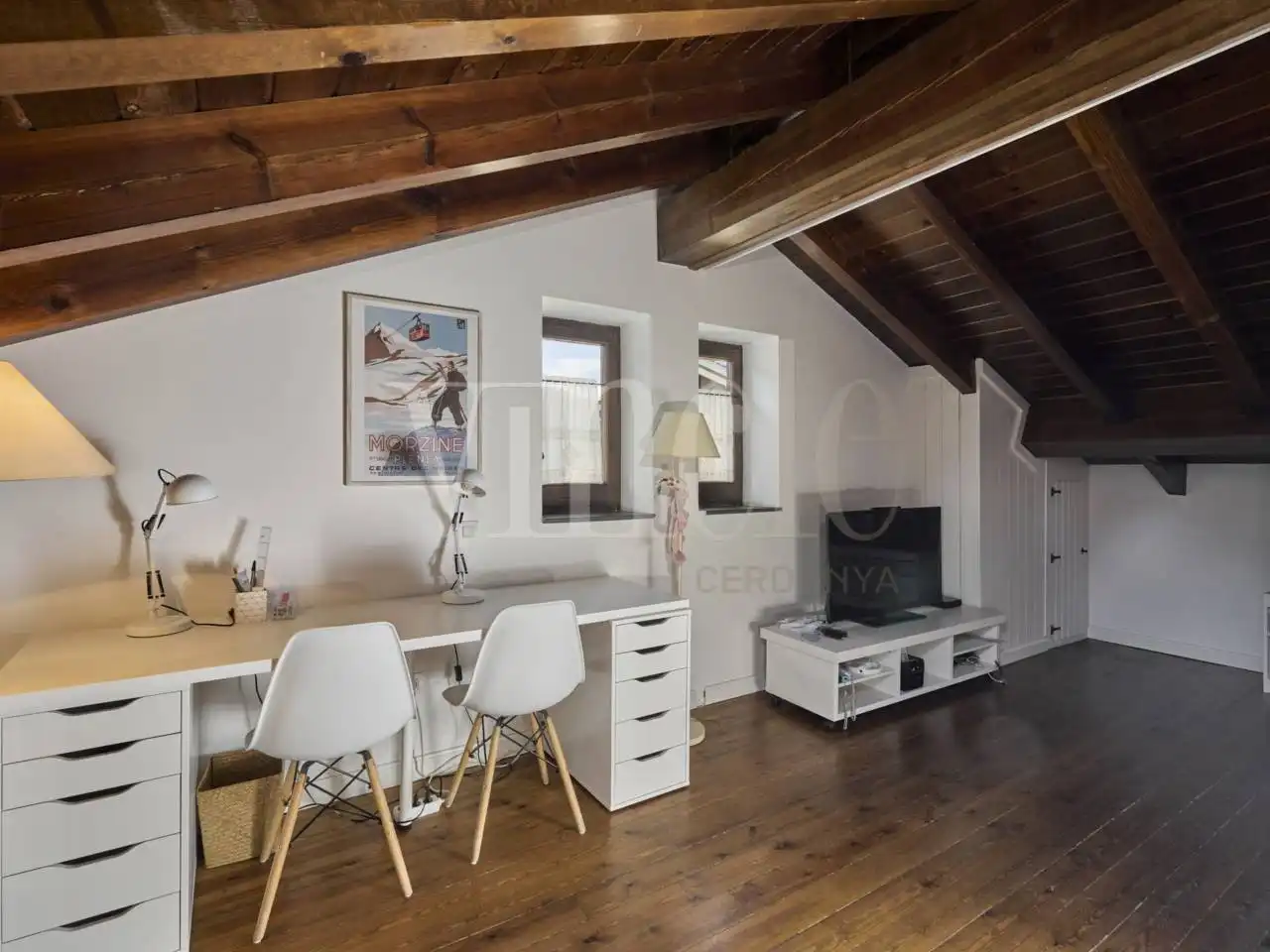 Sala d'estar de Casa adosada en venda en Isòvol amb Calefacció, Parquet i Terrassa