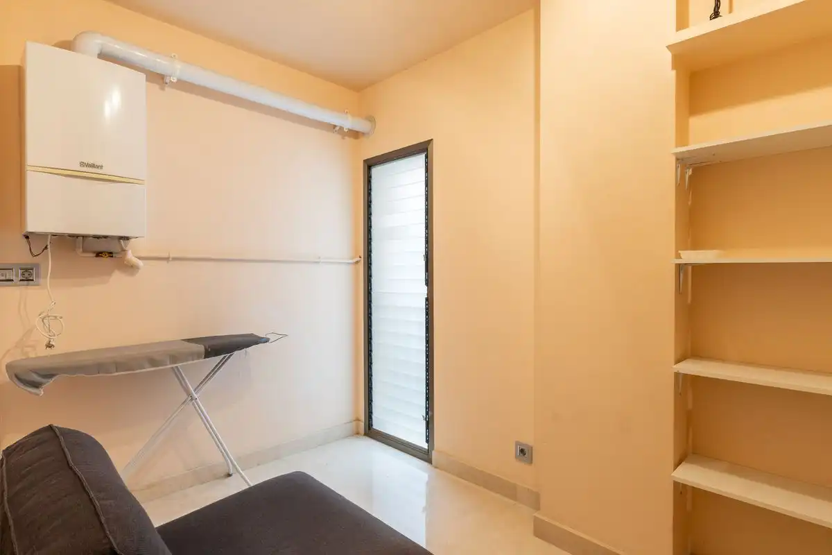 Appartamento con ascensore in affitto a Ciutat Vella, imagen 23