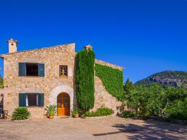 Casa rustica con piscina in vendita a Pollença Poble