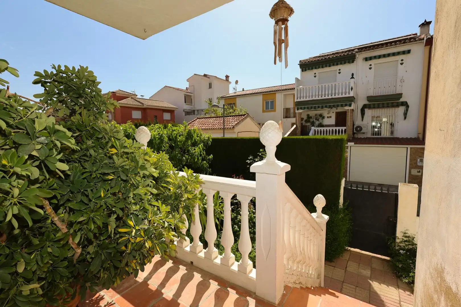 Jardí de Casa o xalet en venda en Las Gabias amb Aire condicionat, Piscina i Balcó