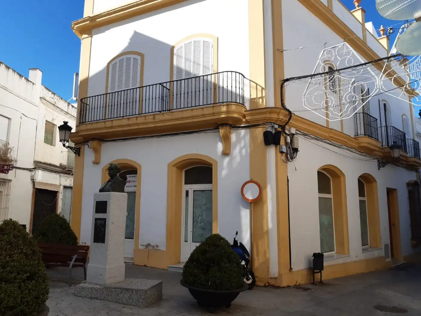 Local comercial en venta en Núcleo urbano, imagen 2