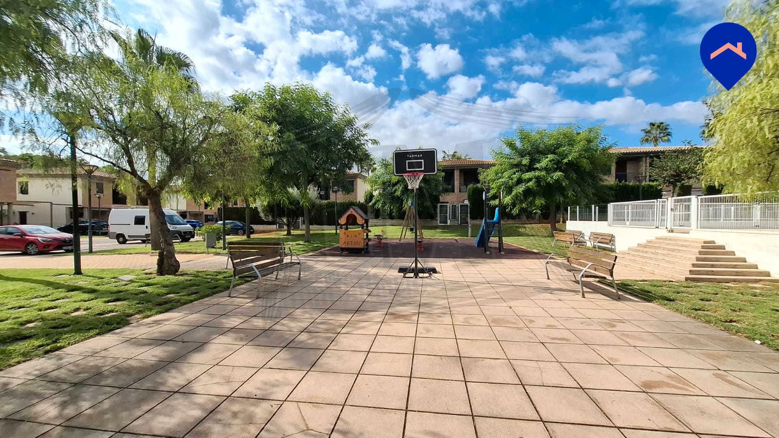 Exterior view of Single-family semi-detached for sale in Paterna  with Air Conditioner, Heating and Private garden