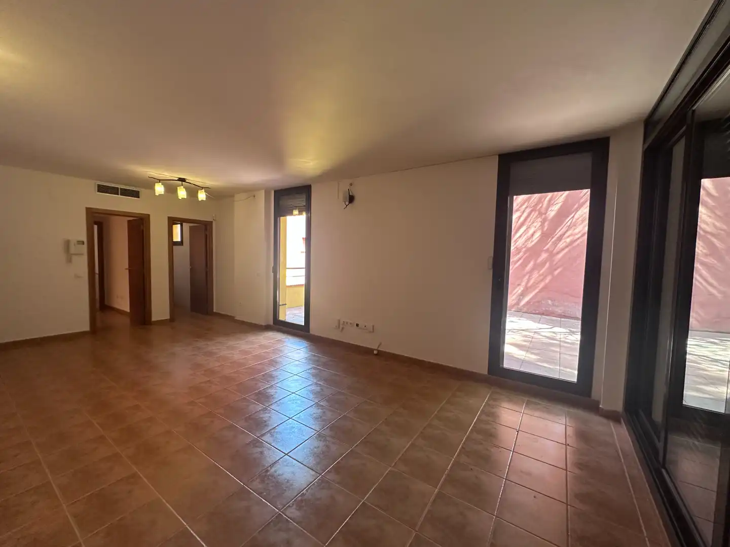 Sala de estar de Casa o chalet en venta en Tarragona con Aire acondicionado, Calefacción y Jardín privado