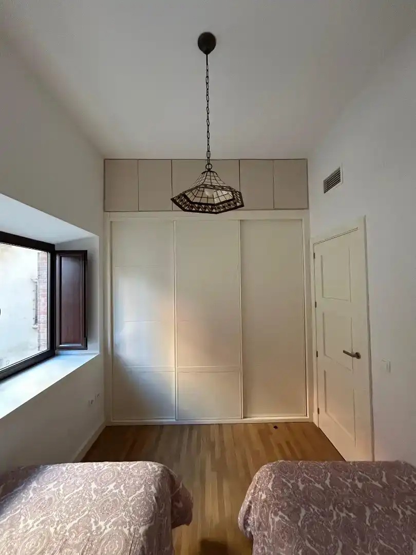 Flat for rent in Sevilla  with Air Conditioner, Parquet flooring and Furnished