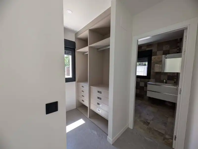 Habitación de Casa adosada en venta en El Espinar con Calefacción y Terraza