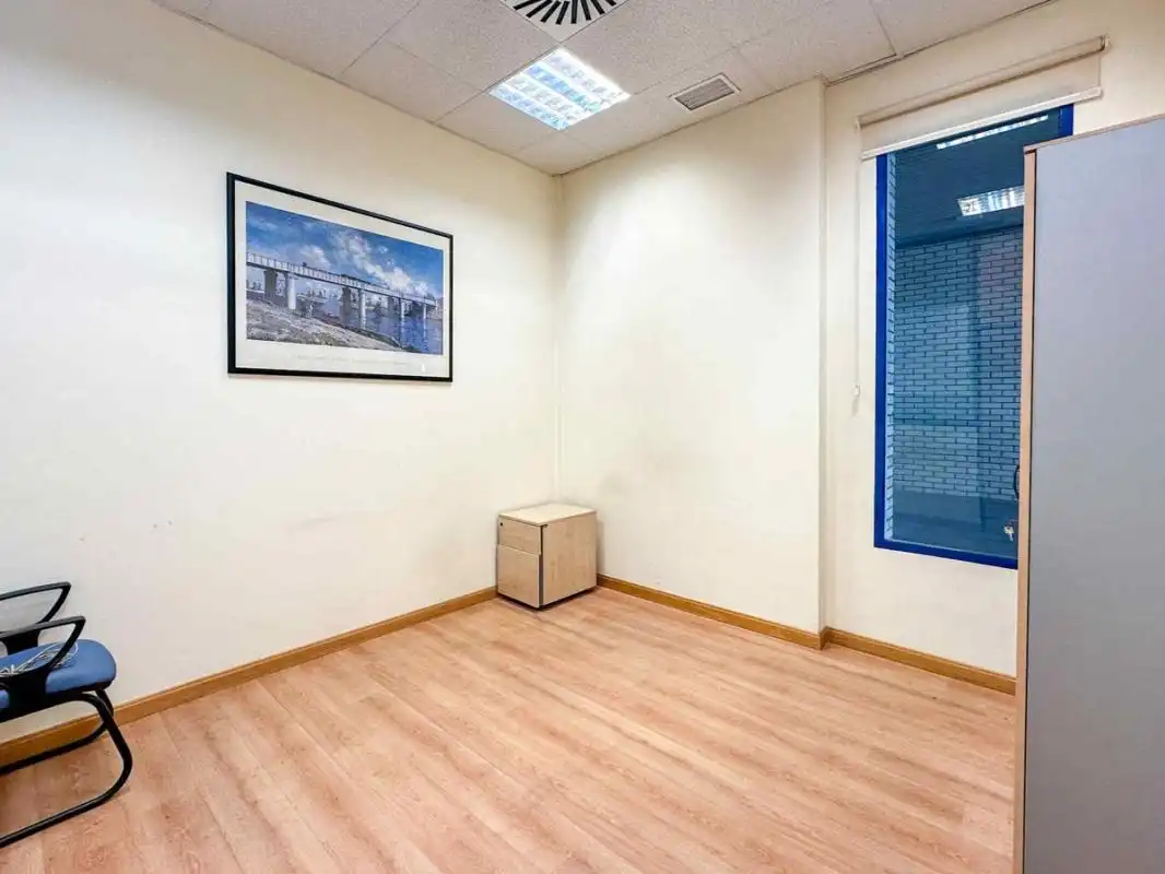 Bureau avec ascenseur à vendre à Calle de Isabel Colbrand, imagen 43