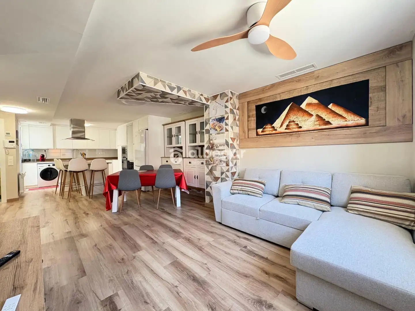 Sala de estar de Casa adosada de alquiler en Tavernes Blanques con Aire acondicionado, Terraza y Amueblado