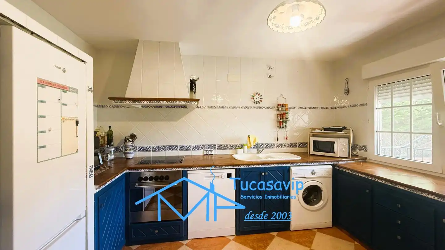 Cocina de Casa o chalet en venta en Cebreros con Aire acondicionado, Jardín privado y Terraza
