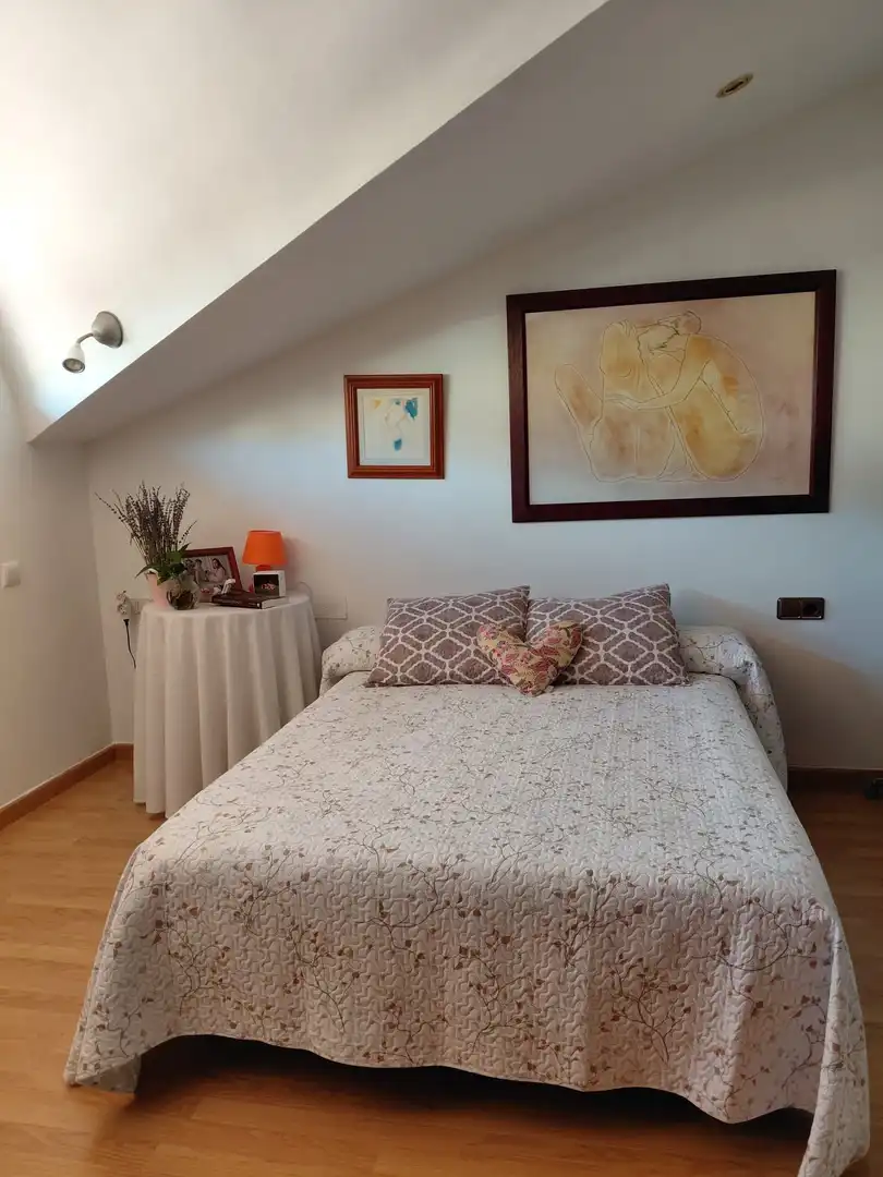 Dormitori de Casa adosada en venda en Parets del Vallès amb Aire condicionat, Calefacció i Piscina