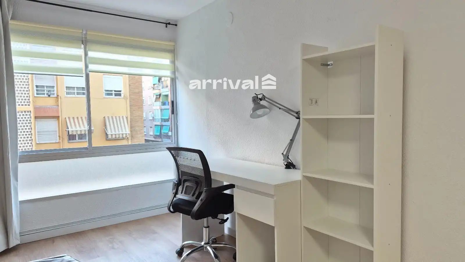 Schlafzimmer von Wohnung zur untervermieten in Valencia mit Heizung, Terrasse und Möbliert