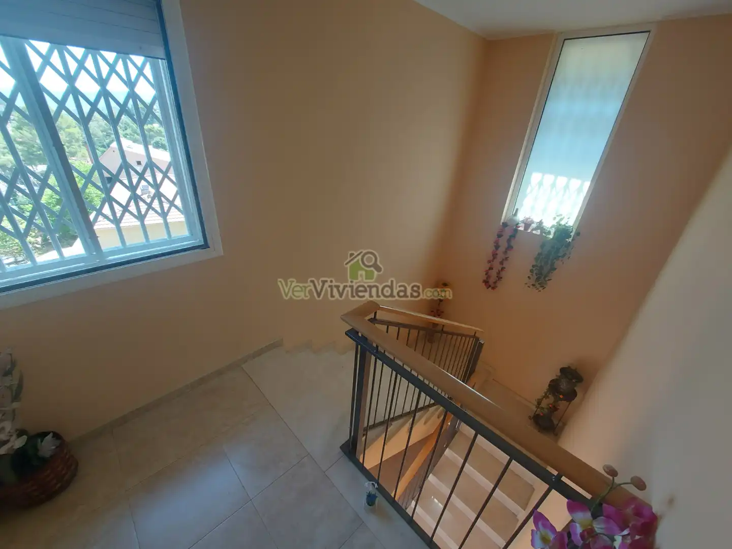 Houses for sale in Cervelló  with Air Conditioner, Heating and Private garden