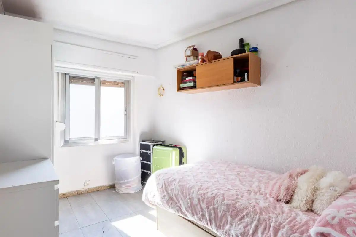 Habitación de Piso en venta en Alaquàs con Aire acondicionado, Calefacción y Amueblado