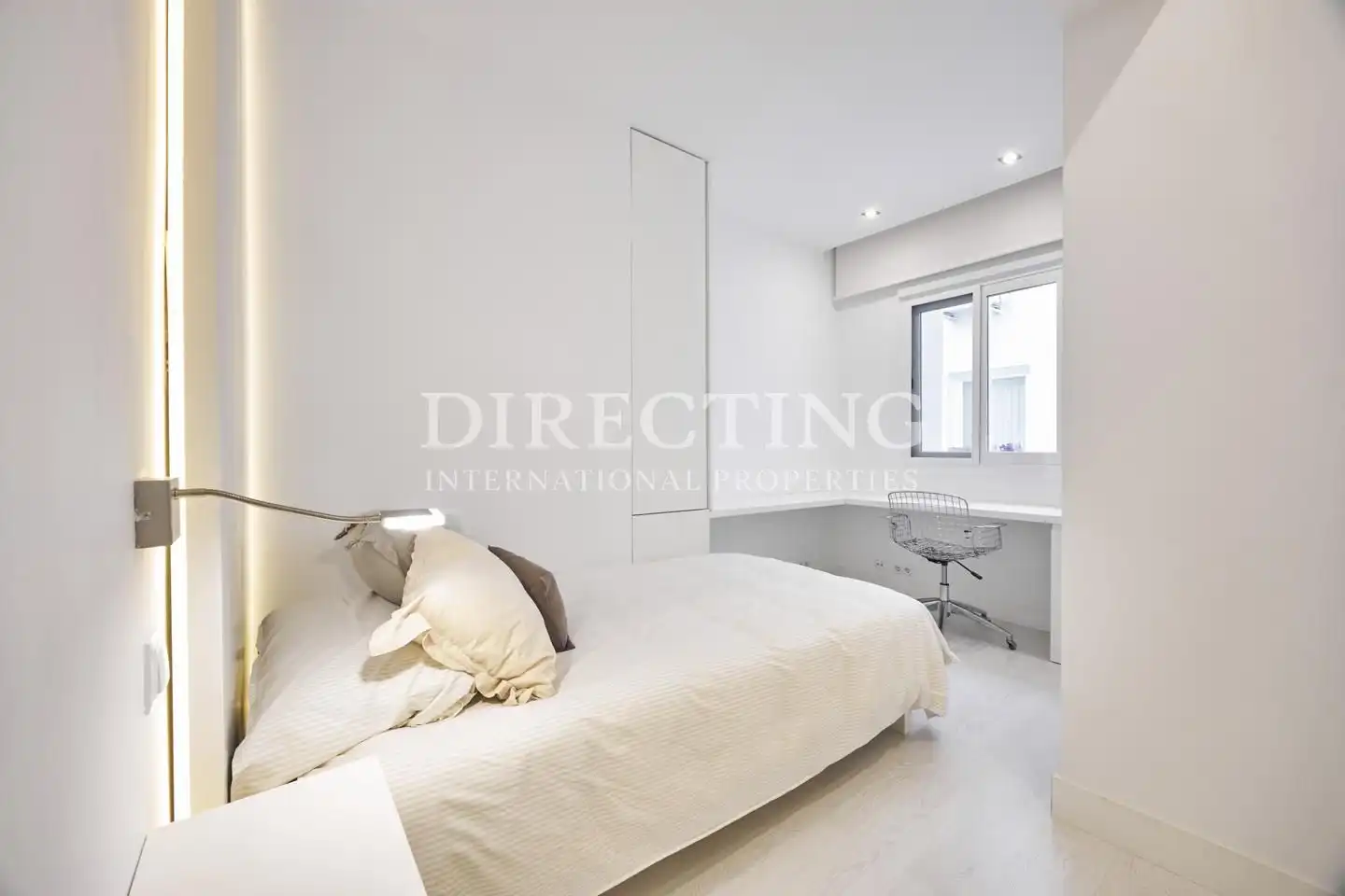 Schlafzimmer von Maisonette zum Verkauf in Madrid mit Klimaanlage, Heizung und Möbliert