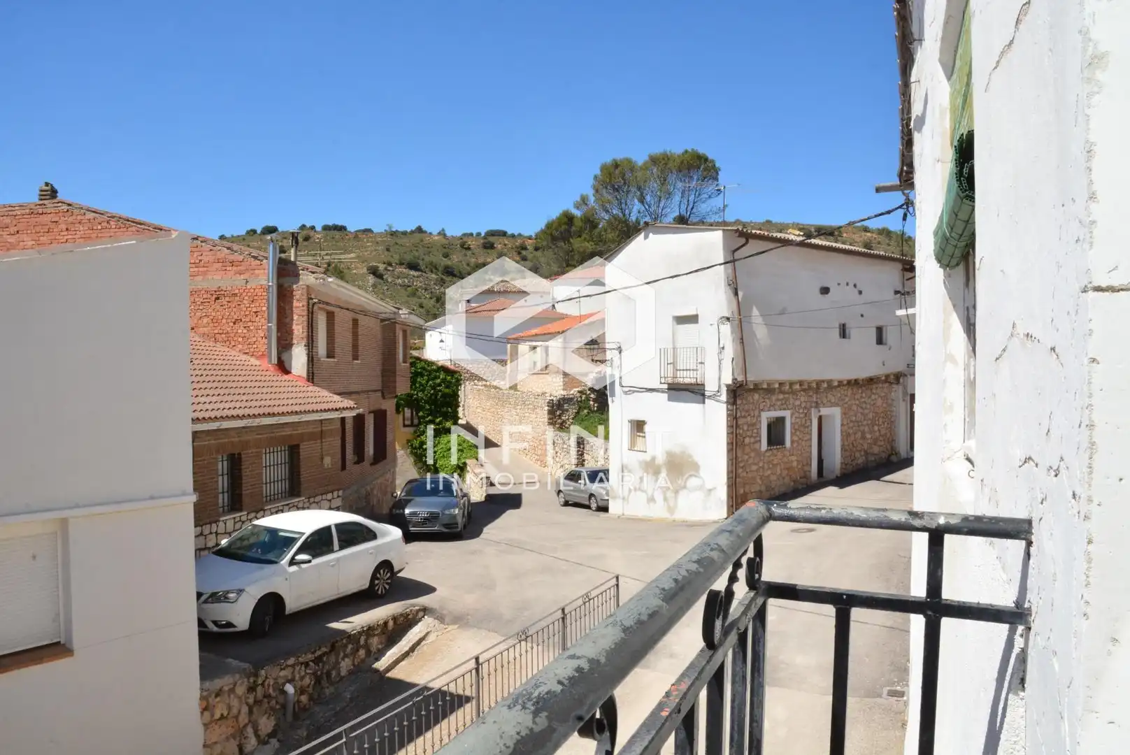 Vista exterior de Casa o xalet en venda en Moratilla de los Meleros amb Traster i Balcó