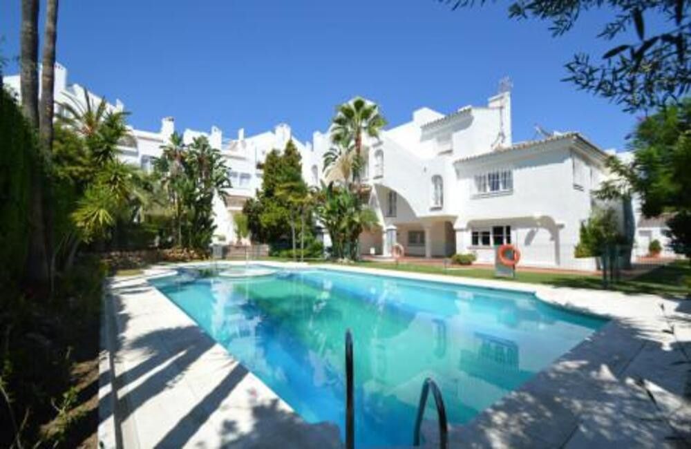 Exterior view of Apartment for sale in Marbella  with Air Conditioner, Terrace and Storage room
