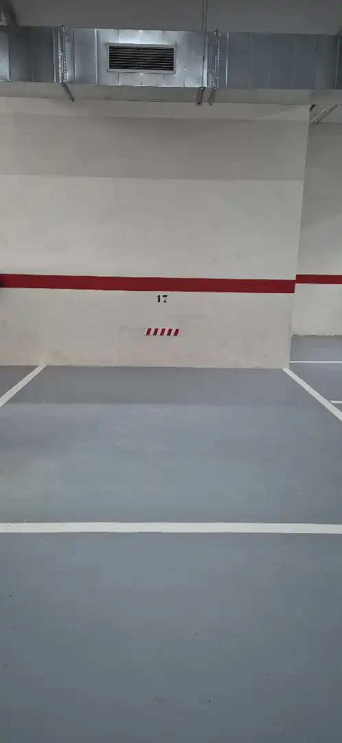 Parking of Garage for rent in Alfafar