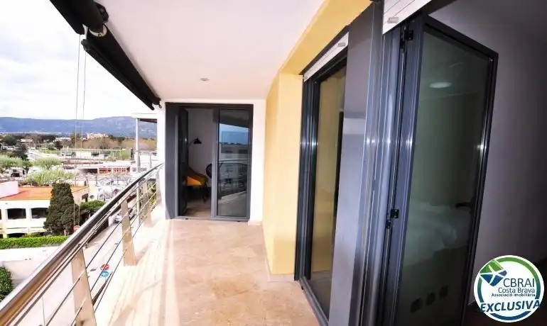 Appartement compact avec piscine à vendre à Passeig MARITIM 31, imagen 5
