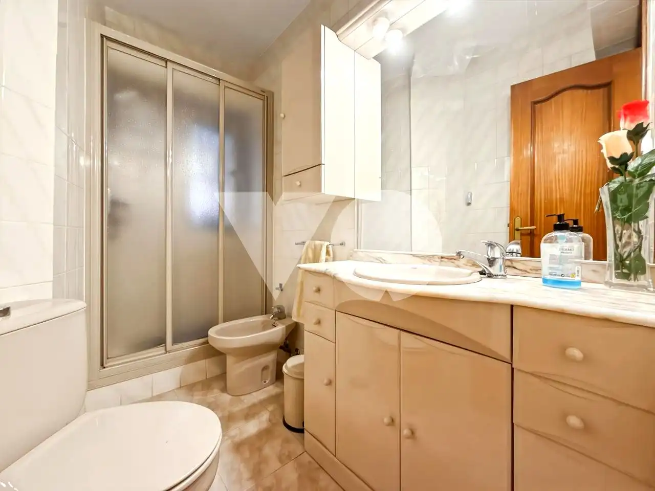 Baño de Piso en venta en Madrid con Aire acondicionado, Calefacción y Parquet
