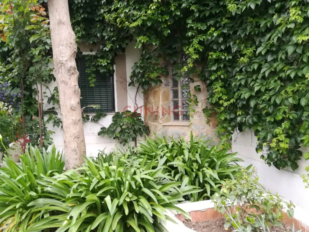 Garten von Residential zum Verkauf in Alcuéscar