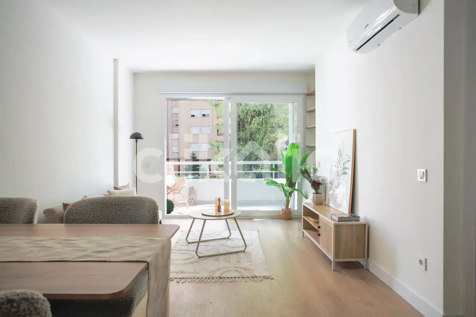 Sala d'estar de Pis en venda en Madrid amb Aire condicionat, Calefacció i Terrassa