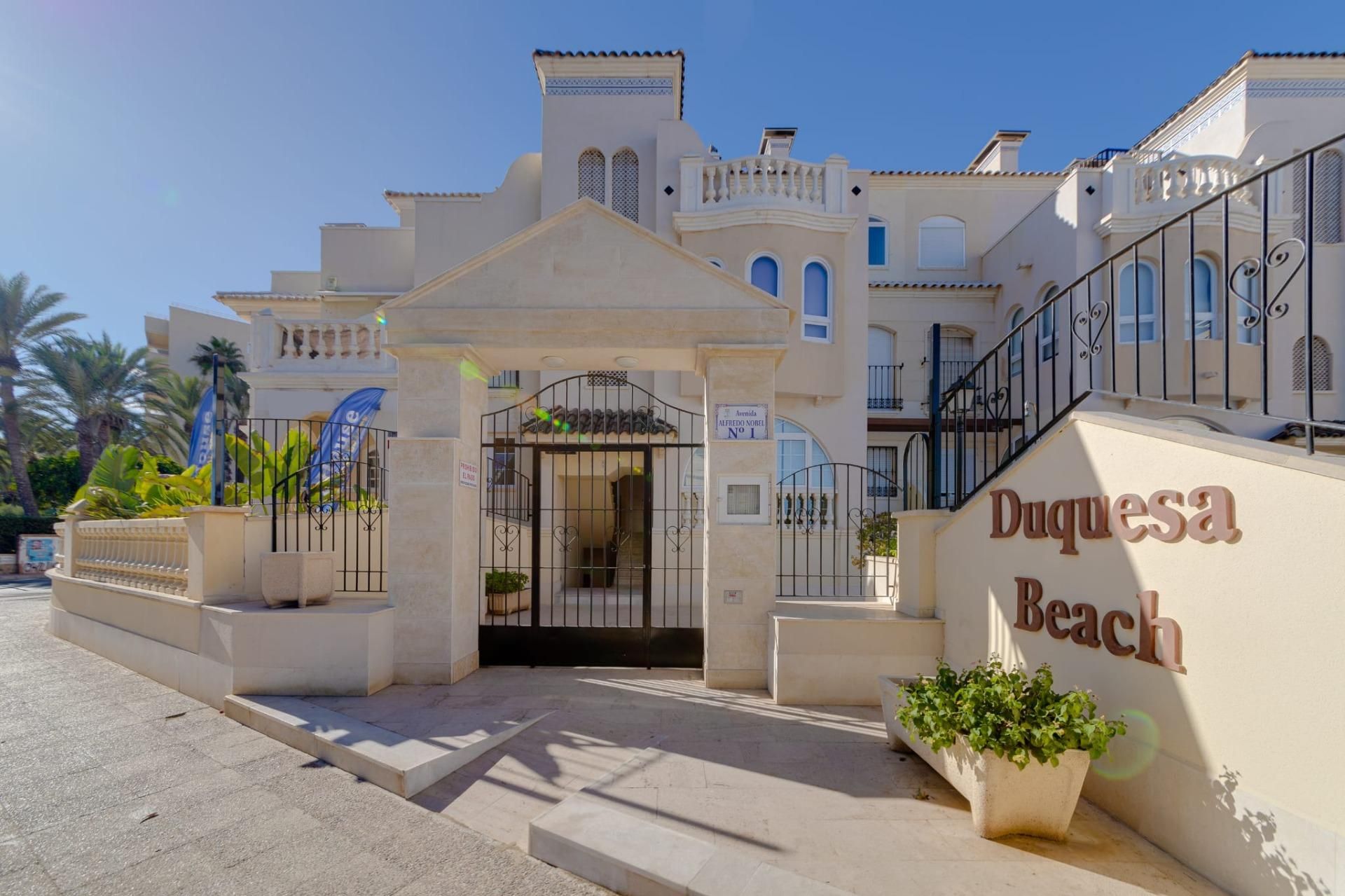 Exterior view of Apartment for sale in Torrevieja  with Air Conditioner, Terrace and Balcony