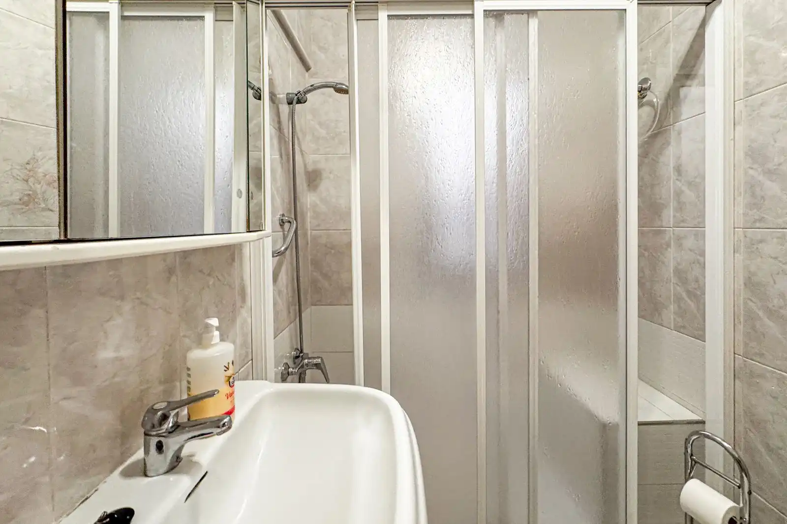 Bathroom of Flat for sale in Almería  with Air Conditioner, Heating and Terrace