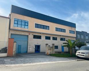 Vista exterior de Nau industrial en venda en Cambre  amb Calefacció