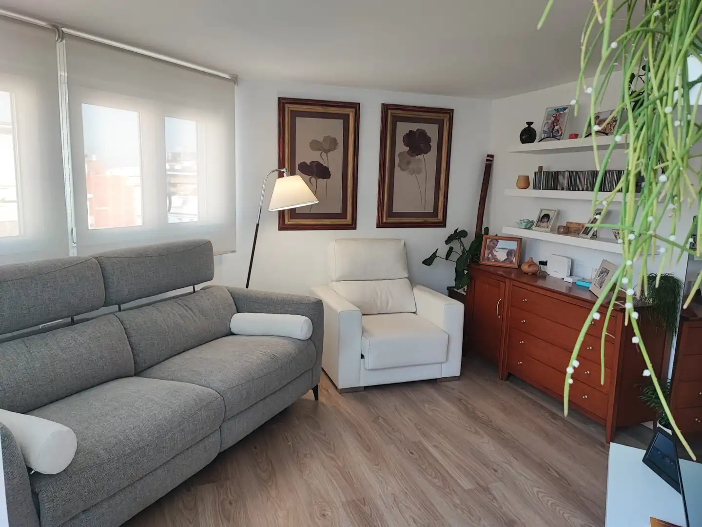 Wohnzimmer von Dachboden zum Verkauf in Tarragona mit Klimaanlage, Heizung und Parkett