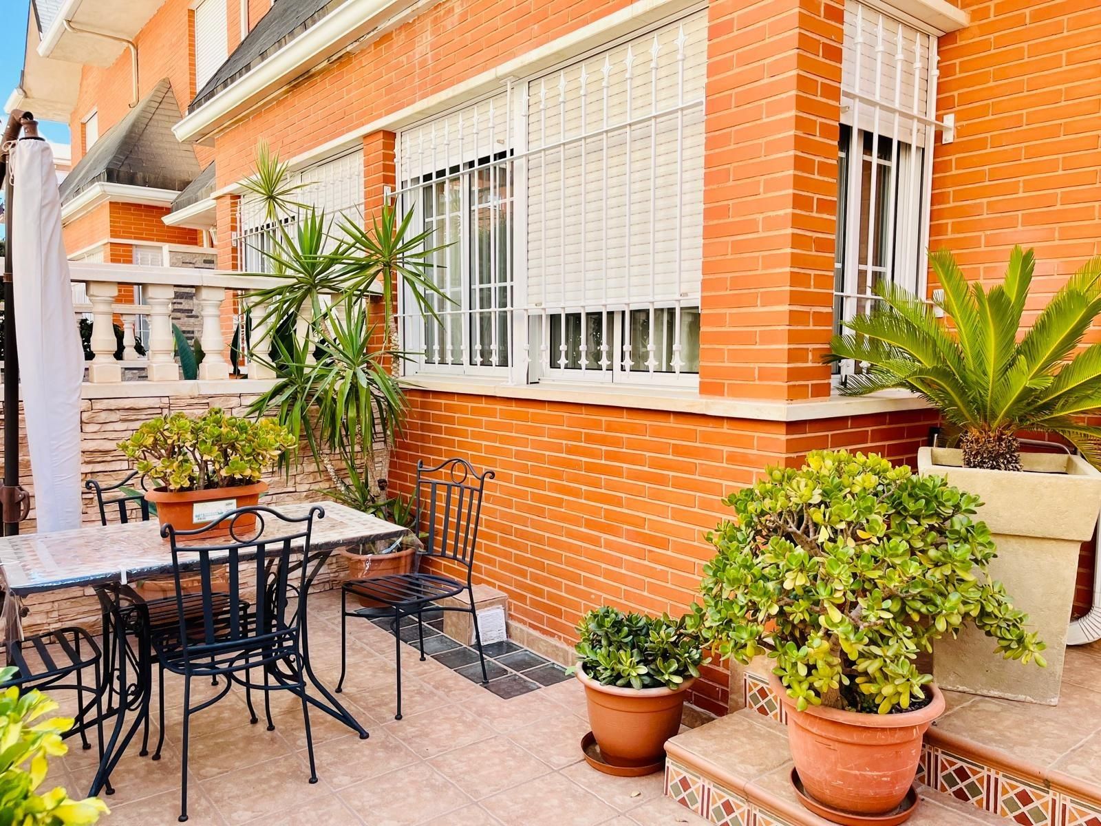Terraza de Dúplex en venta en Elche / Elx con Aire acondicionado, Calefacción y Jardín privado