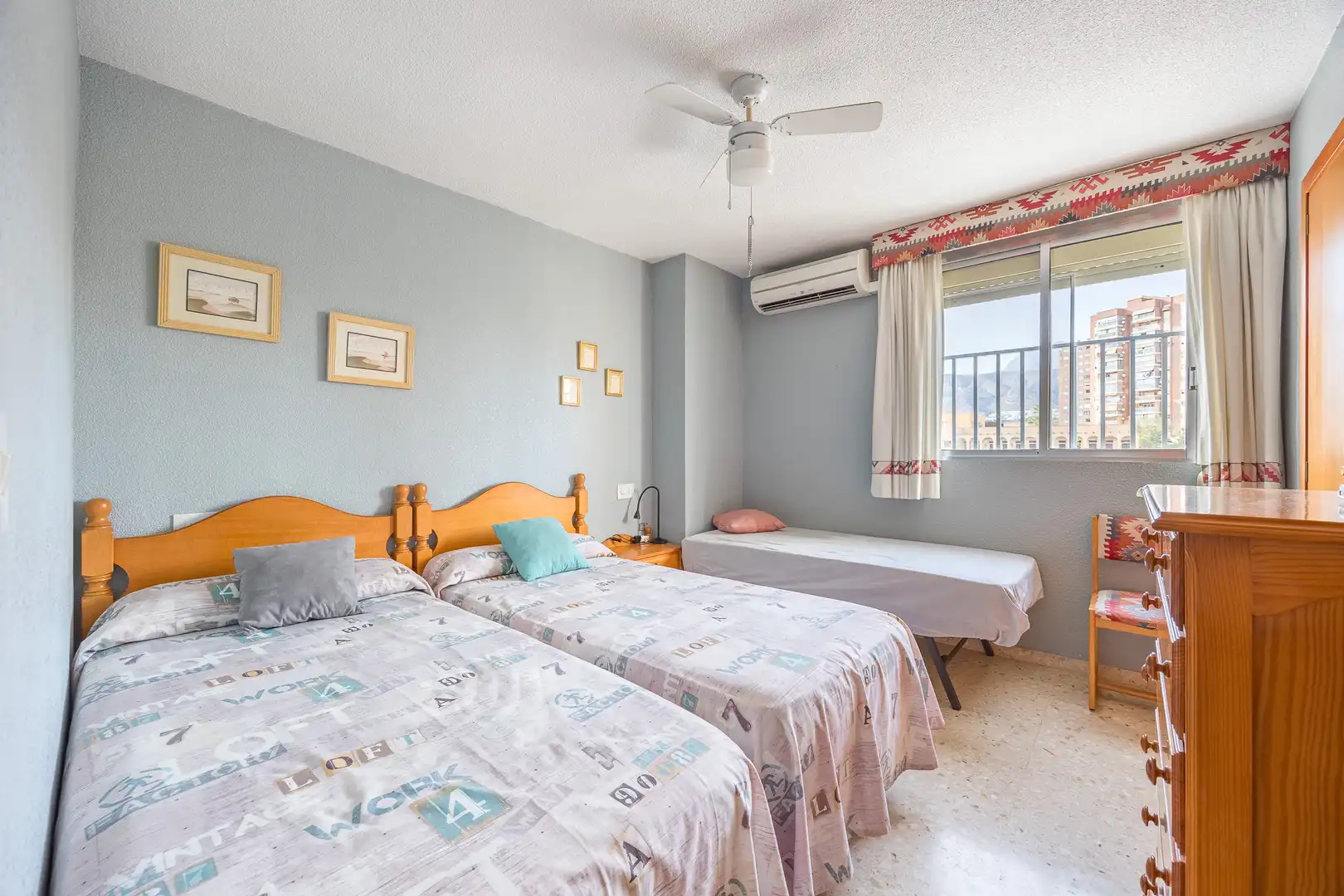 Habitación de Piso en venta en Benidorm con Piscina, Amueblado y Piscina comunitaria