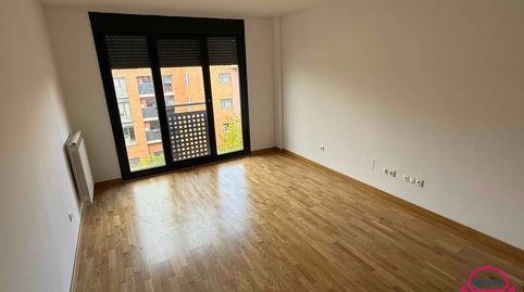Foto 2 de Piso de alquiler en Laura de Los Rios, Las Eras de Renueva, León Capital